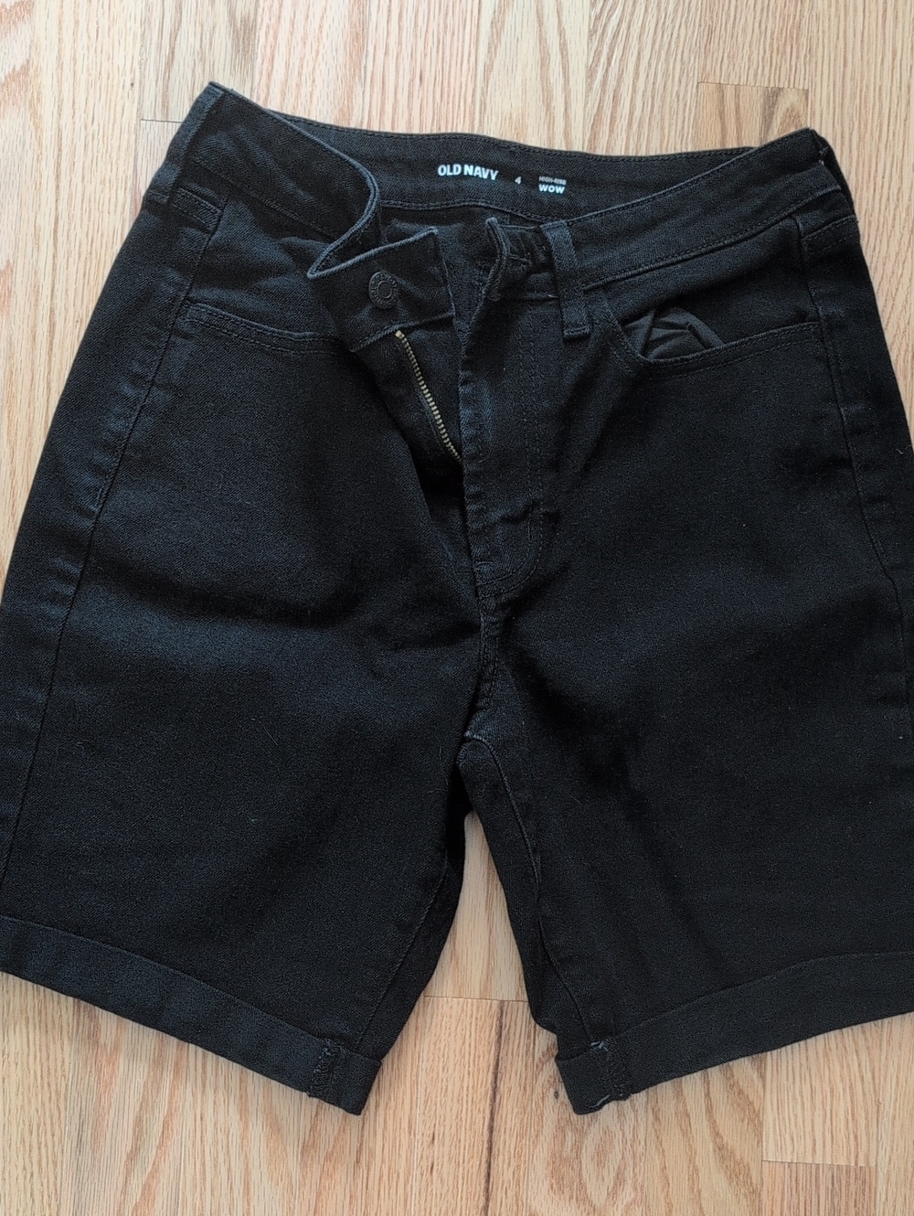 Old Navy High Rise WOW Women's Black Flat Front Shorts